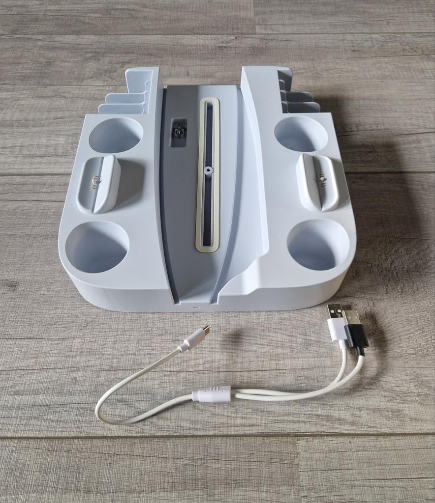 PlayStation Cooling Station met Oplaadfunctie, Ophalen of Verzenden, Gebruikt, Overige typen, PlayStation 4