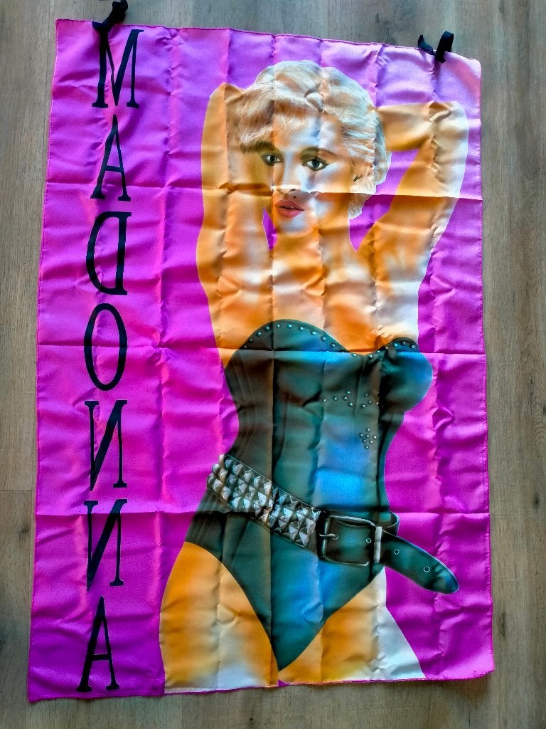Madonna queen of pop vintage muziek vlag RARE, Verzamelen, Muziek, Artiesten en Beroemdheden, Ophalen of Verzenden, Zo goed als nieuw