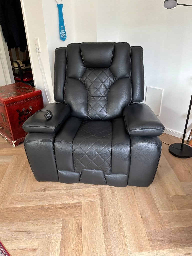 Foto 2 van Luxe elektrische relaxfauteuil –ligstand, lenden- & neksteun
