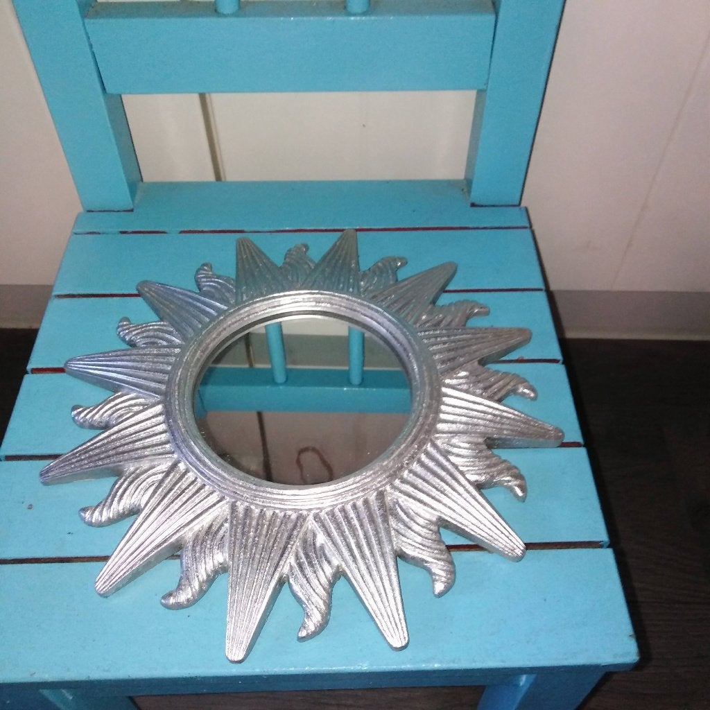 Zonvormige zilverkleurige spiegels 2 stuks, Huis en Inrichting, Ophalen, Minder dan 50 cm, Gebruikt, Minder dan 100 cm