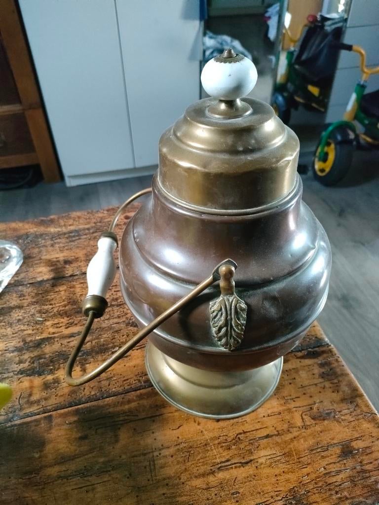 Oude koperen pot met deksel, Antiek en Kunst, Antiek | Koper en Brons, Ophalen of Verzenden