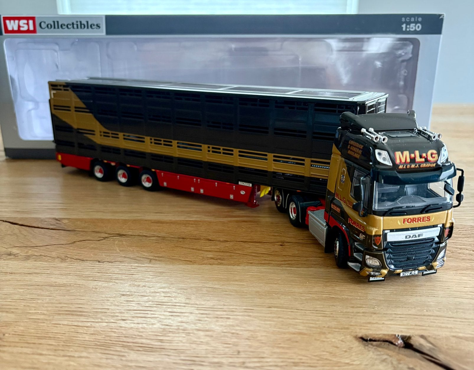 WSI 1:50 M.L.G. Transport Daf CF 6x2 met 3assige veetrailer, Ophalen of Verzenden, Nieuw, Bus of Vrachtwagen, Wsi