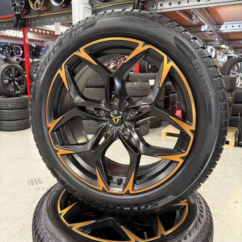18" Winterset Cupra Formentor Winterbanden Pirelli, Niet ingevuld, 18 inch, Banden en Velgen, Niet ingevuld