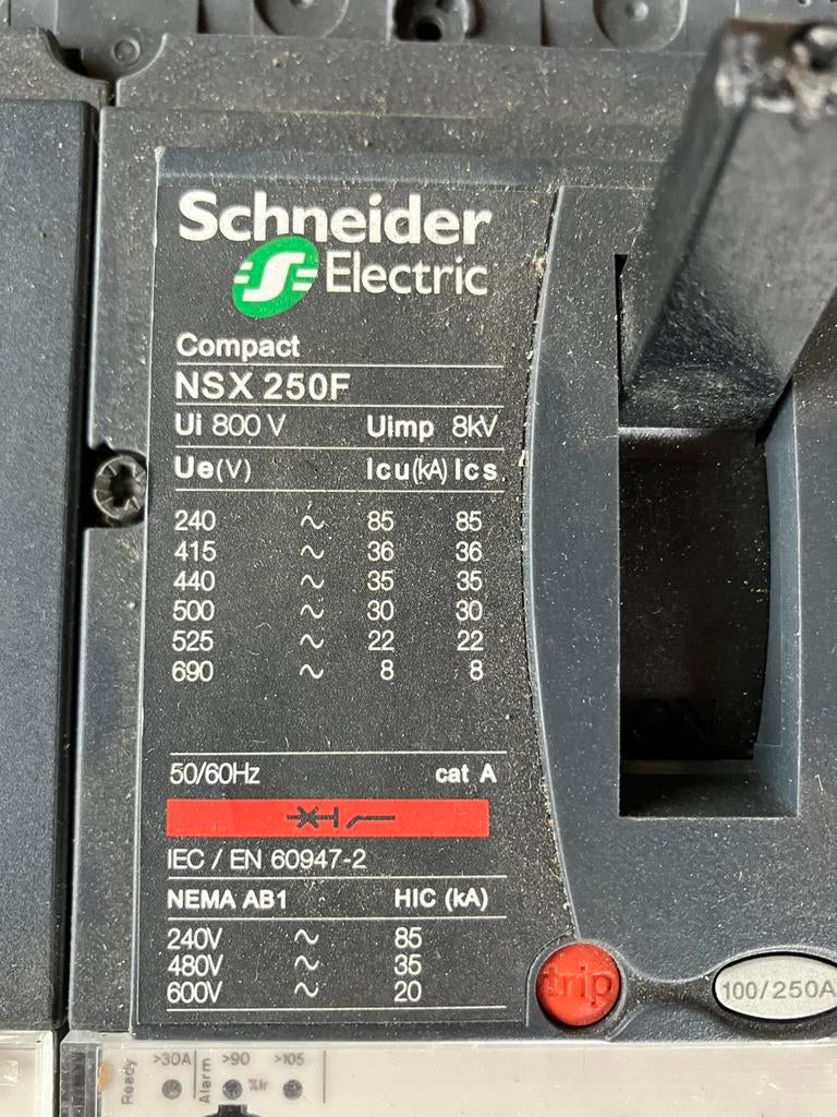 Schneider NSX250F vermogenschakelaar, Ophalen of Verzenden, Gebruikt, Overige typen