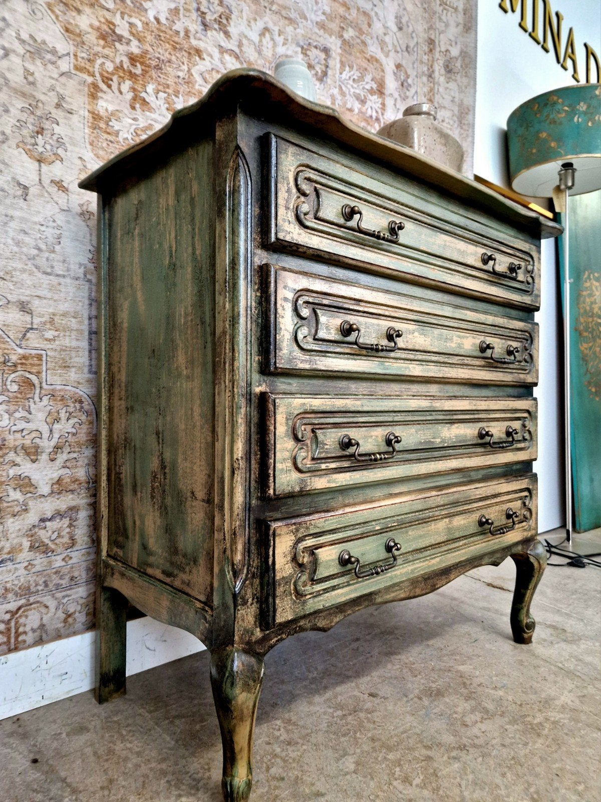 Unieke handgeschilderde vintage dressoir/ patina stijl kast, Donyavimin@gmail.com, Mina Donyavi Meubels, Ophalen of Verzenden