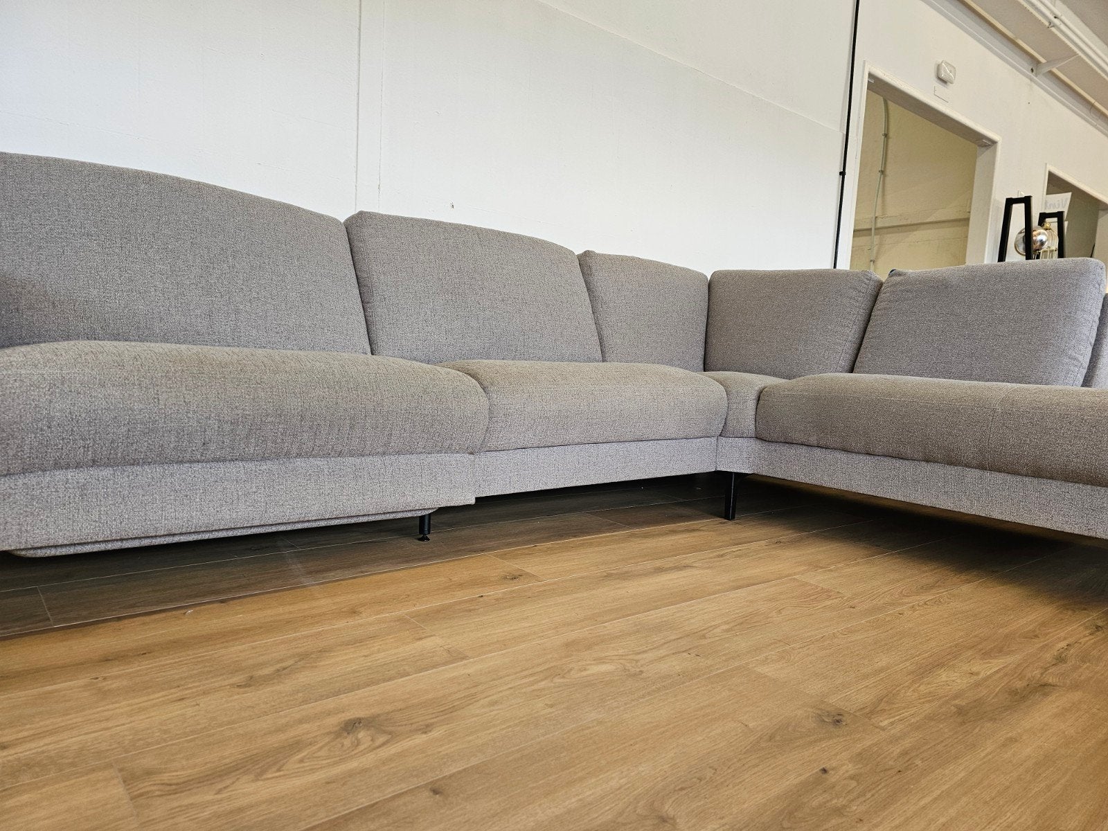 Pronto  - Elektrisch verstelbare hoekbank, Zo goed als nieuw, Info@homefriesland.nl, Kelvinstraat 6 8912BA, Home Friesland