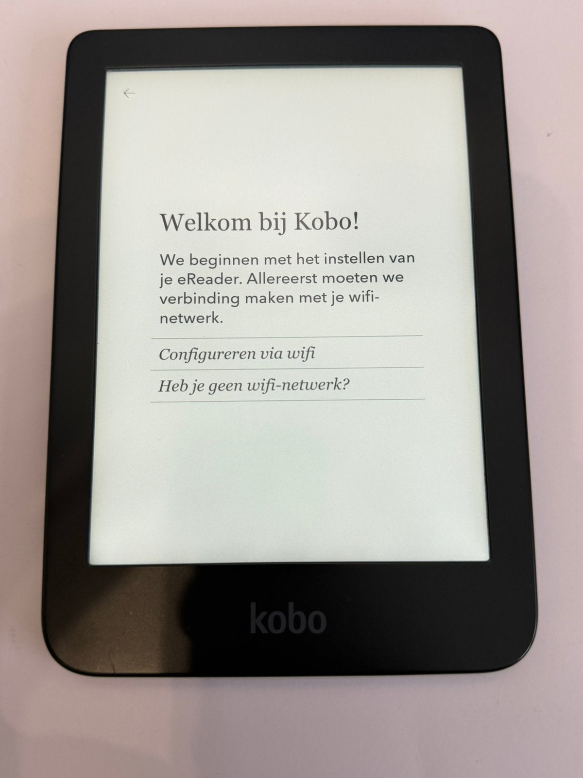 Kobo Clara 2E 16GB | Met paarse sleepcover | nette staat, Computers en Software, E-readers, Verzenden, Kobo, Zo goed als nieuw
