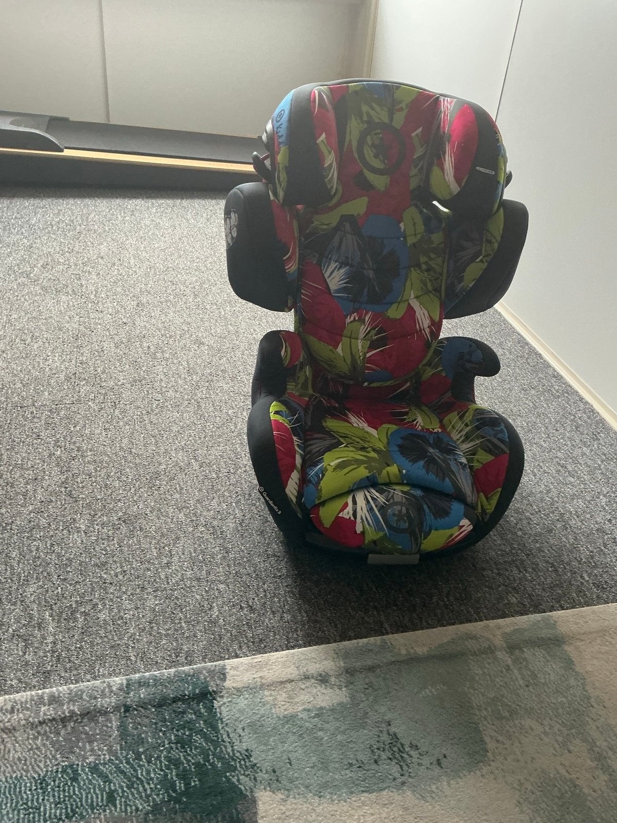 Kiddy Guardianfix 3 autostoel - 9-36 kg - Kleurrijk design, Autogordel of Isofix, Gebruikt, Afneembare rugleuning, 9 t/m 36 kg