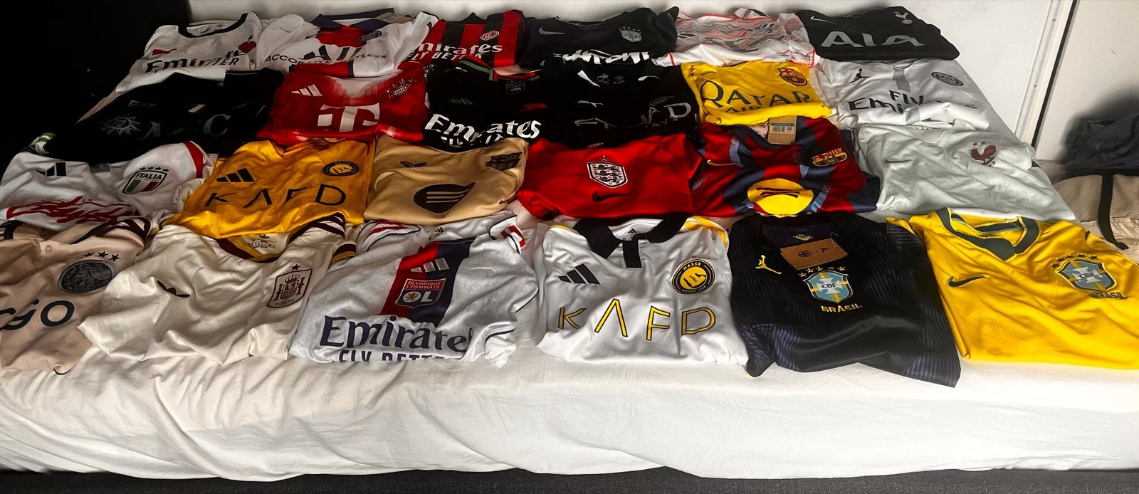 Grote collectie voetbalshirts - Diverse clubs en landen, Maat M, Ophalen of Verzenden, Gebruikt, Shirt