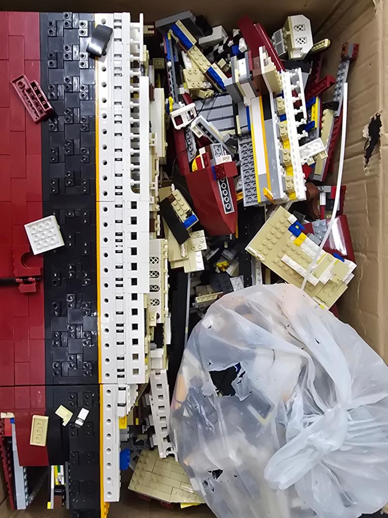 Grote doos lego look titanic, Ophalen of Verzenden