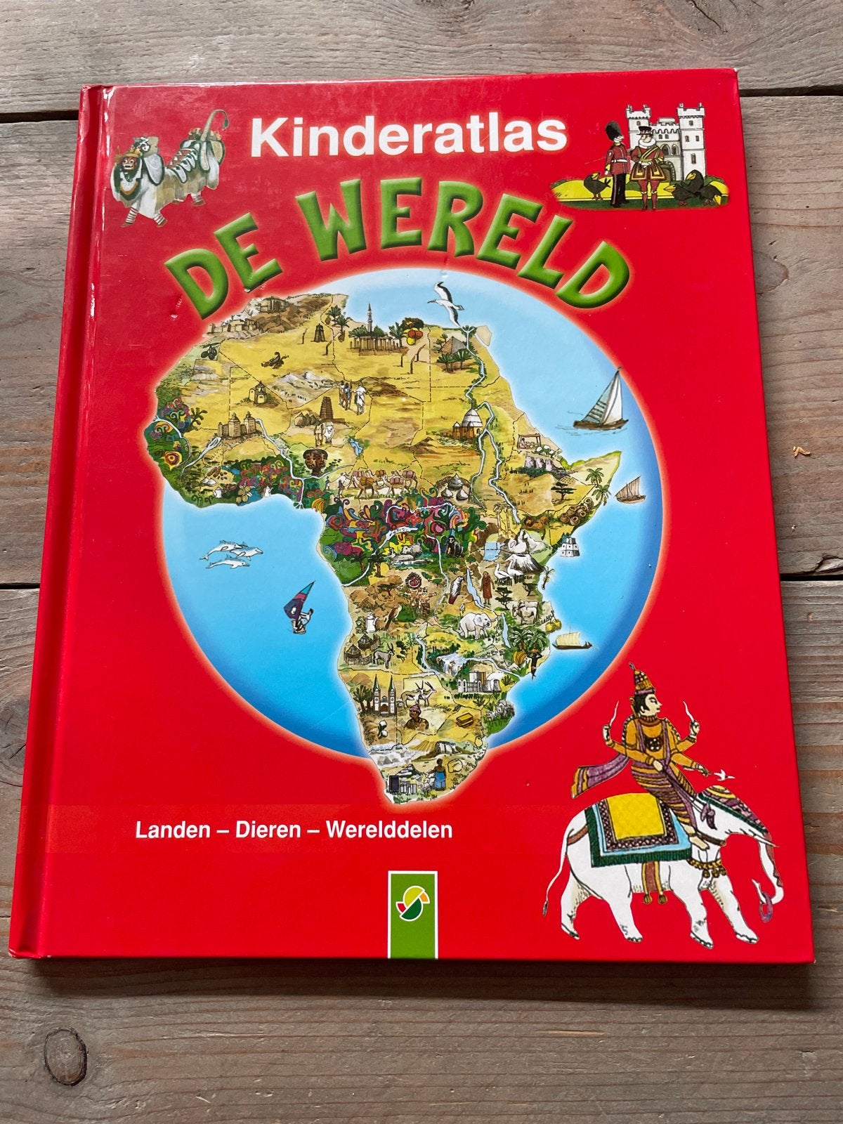 Kinderatlas De Wereld - Landen, Dieren, Werelddelen, Ophalen of Verzenden, Zo goed als nieuw, Uitklap-, Voel- of Ontdekboek, 3 tot 4 jaar