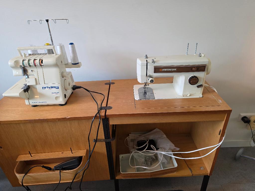 Naaimachine, Hobby en Vrije tijd, Ophalen of Verzenden, Gebruikt, Naaimachine, Overige merken