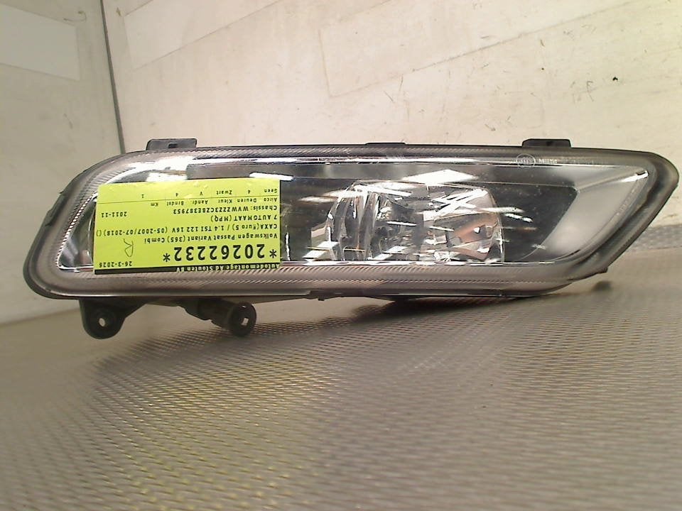 Mistlamp Rechts Voor Volkswagen Passat Variant (365) E269013, Auto-onderdelen, Gebruikt, Volkswagen, Volkswagen AG, Kundenbetreuung@volkswagen.de