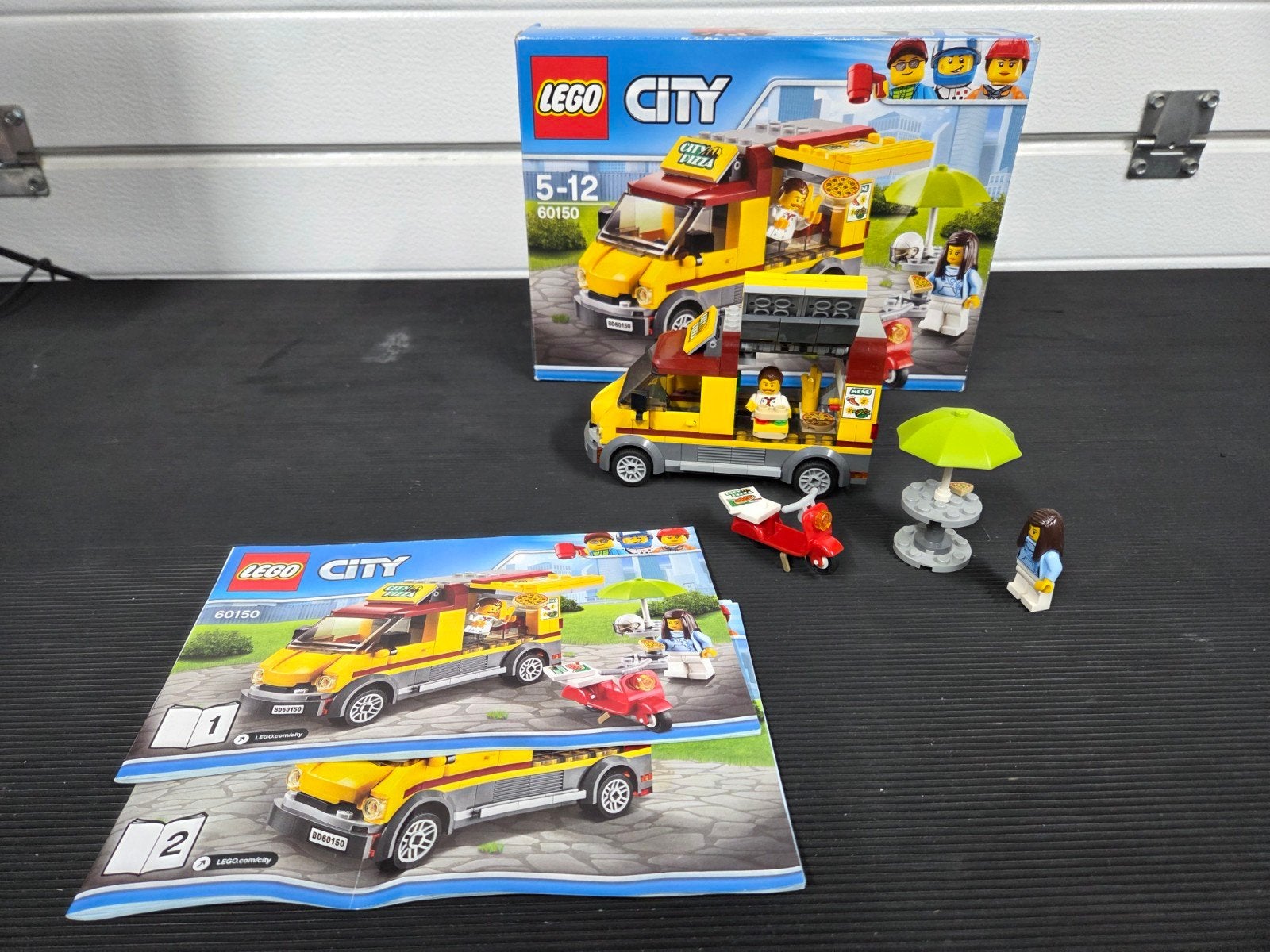 LEGO City 60150 Pizza Bus met instructies en doos, Ophalen of Verzenden, Zo goed als nieuw, Overige merken