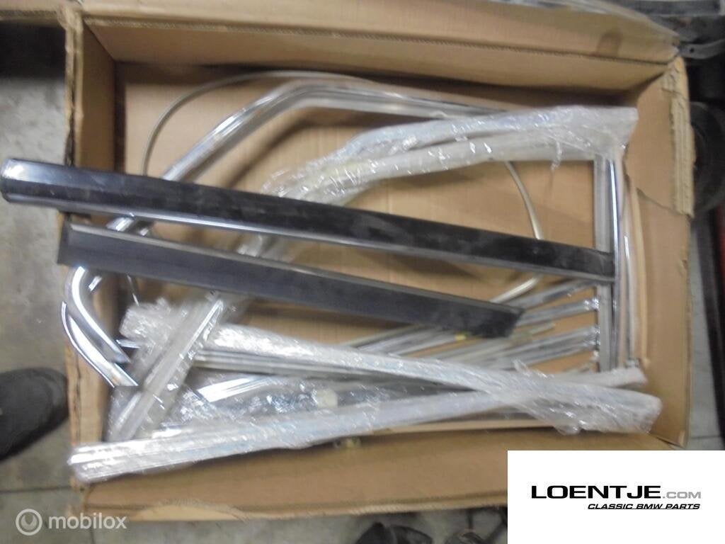 Sierlijsten set BMW 5-serie E28 ('82-'88), Gebruikt, Ophalen of Verzenden, BMW, BMW