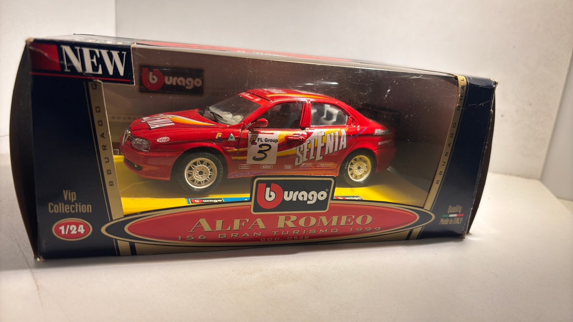 Alfa romeo 156 gran turismo 1999 Bburago 1.24, Hobby en Vrije tijd, Ophalen of Verzenden, Bburago, A, A