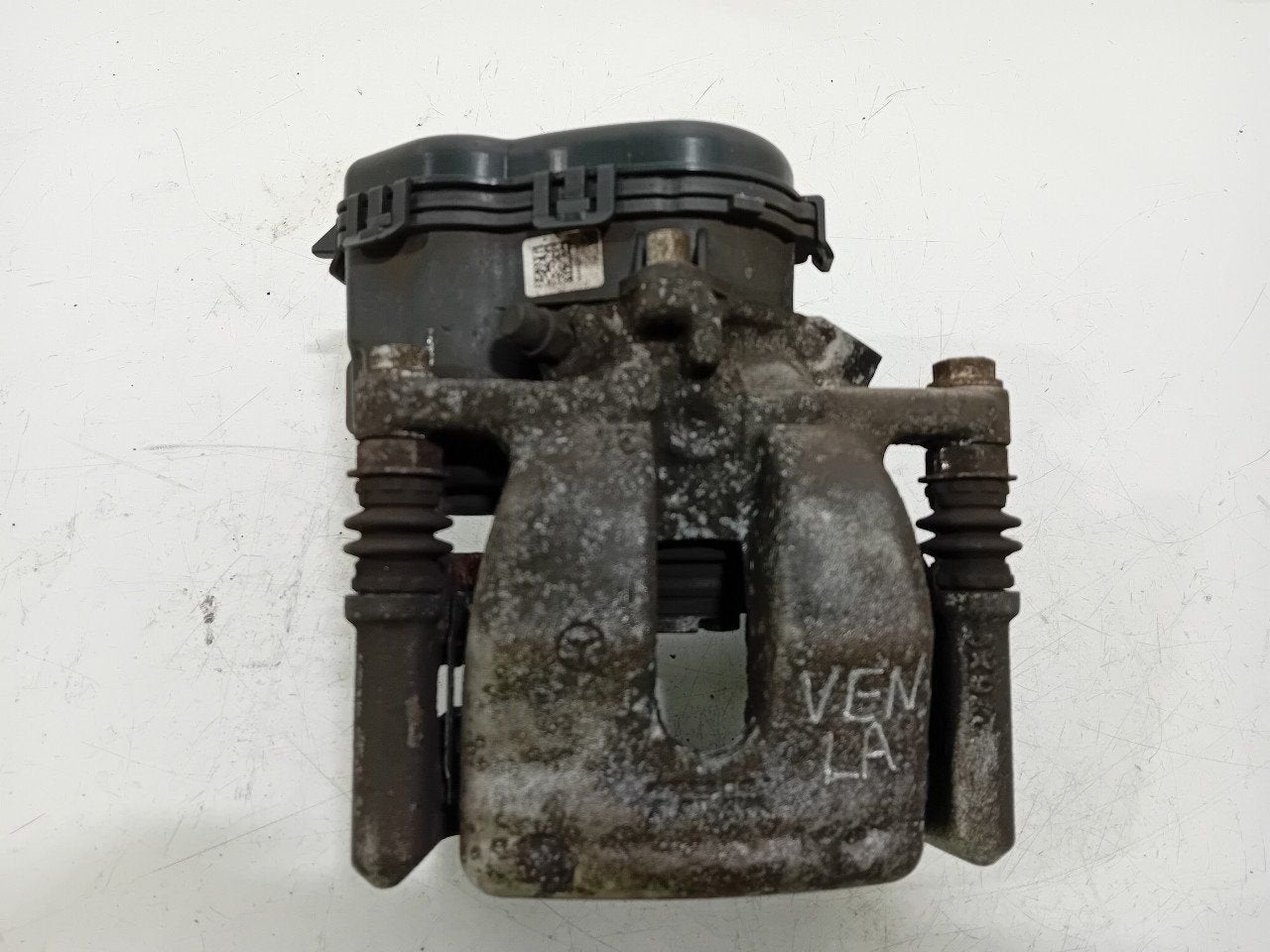Remklauw links achter Mercedes-Benz B-Klasse, Onderdelen@venauto.nl, Van der Ven Autorecycling B.V., Gebruikt, Ettenseweg 76, 4706 PB Roosendaal, The Netherlands