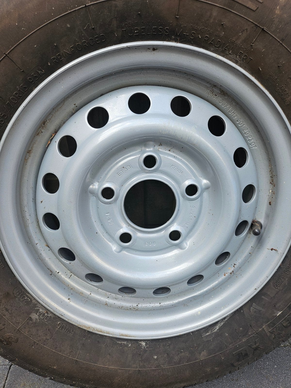 Nieuwe velg (13") met band voor paardentrailer/aanhanger, 13 inch, Banden en Velgen, Nieuw, 185 mm