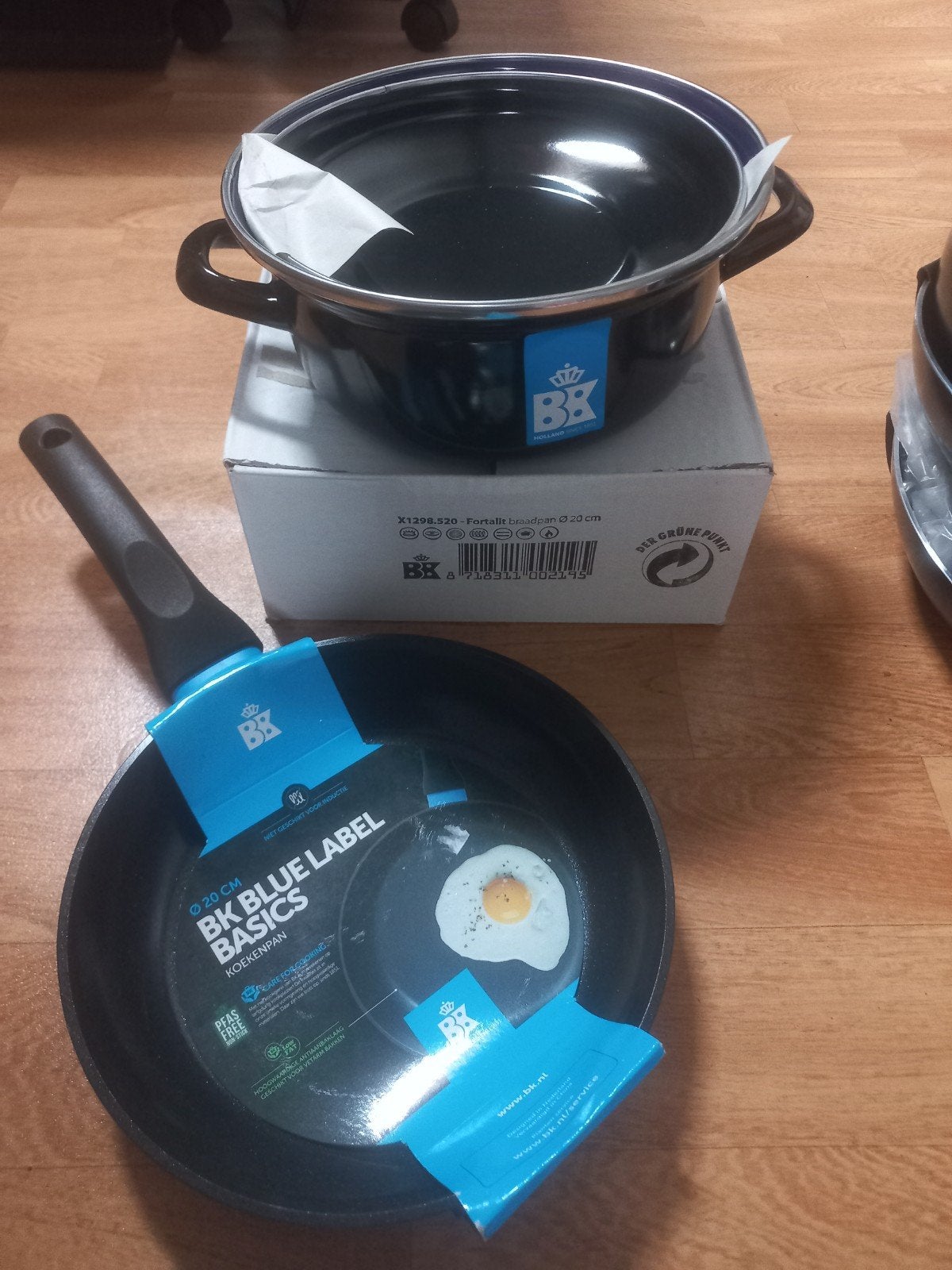 BK vleespan  en bk koekepan nieuw, Huis en Inrichting, Ophalen of Verzenden, Nieuw, Rvs