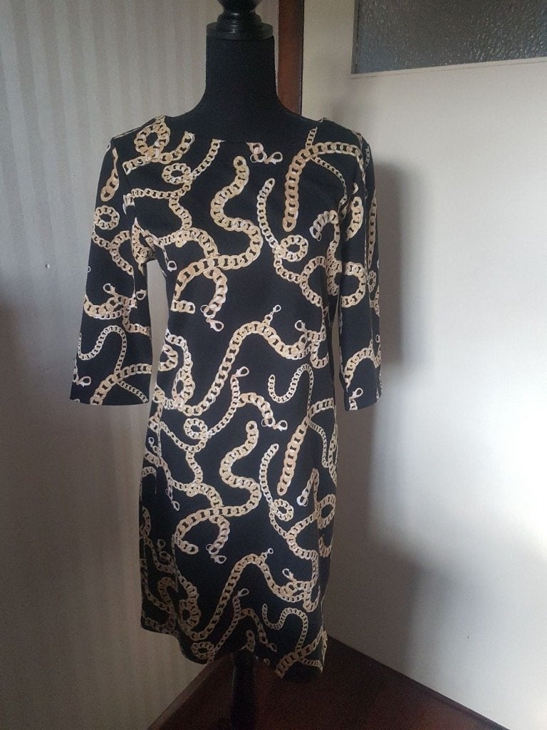 Leuk zwart jurkje met ketting print, wat dikkere stof M 38., Maat 38/40 (M), Freequent, Verzenden, Zwart