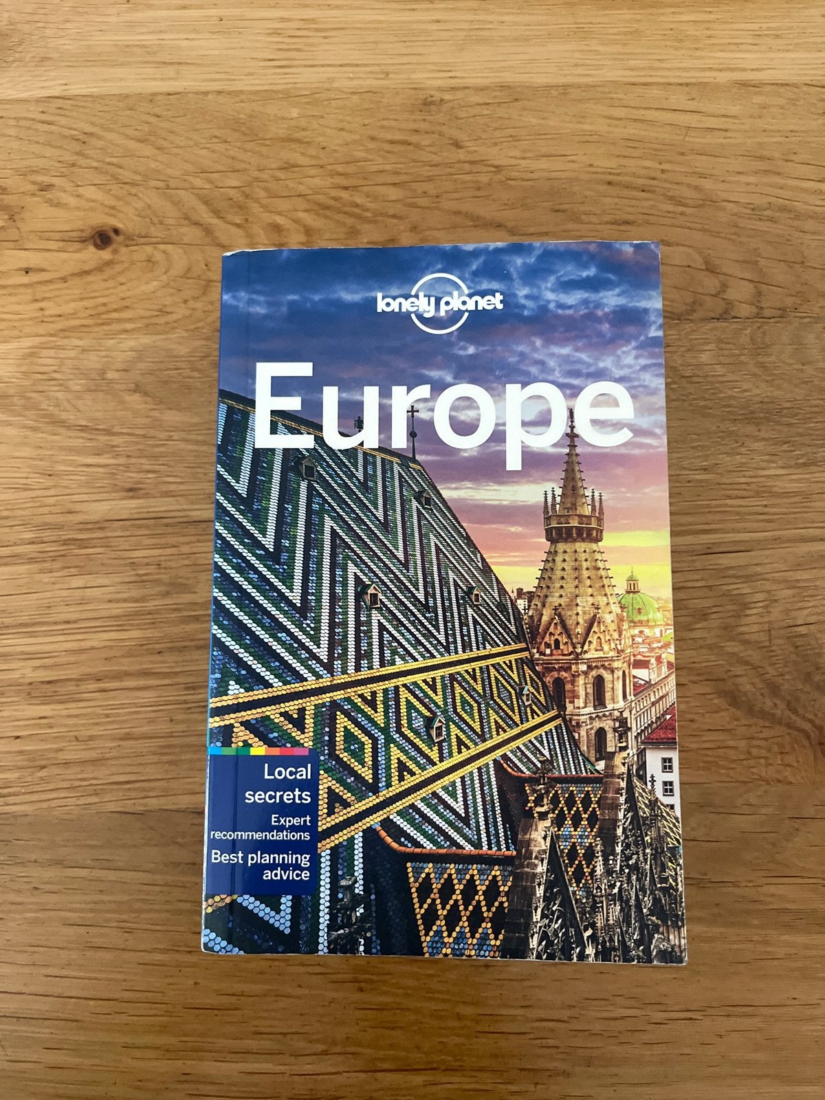 Lonely Planet Europe Reisgids - Ontdek Europa, Lonely Planet, Europa, Ophalen of Verzenden, Zo goed als nieuw