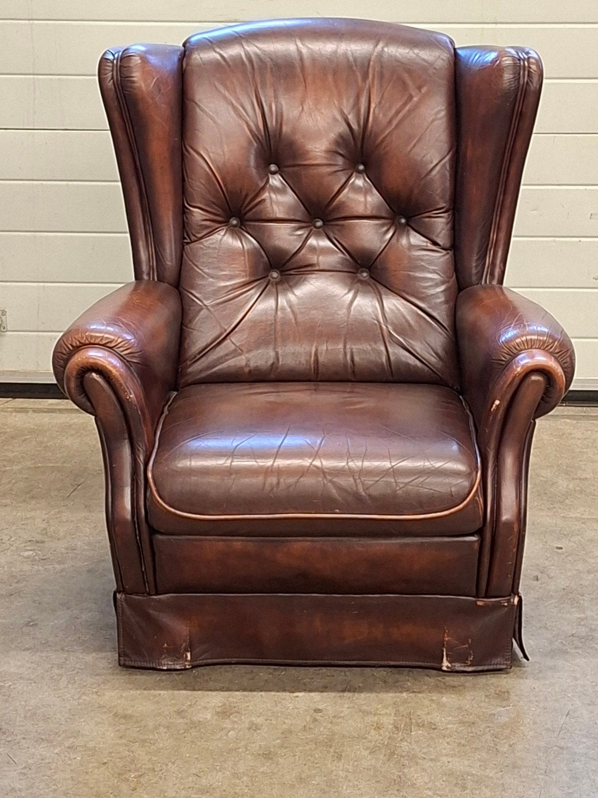 Chesterfield stijl fauteuil - Bruin leer, Ophalen, Gebruikt, Chesterfield, 75 tot 100 cm