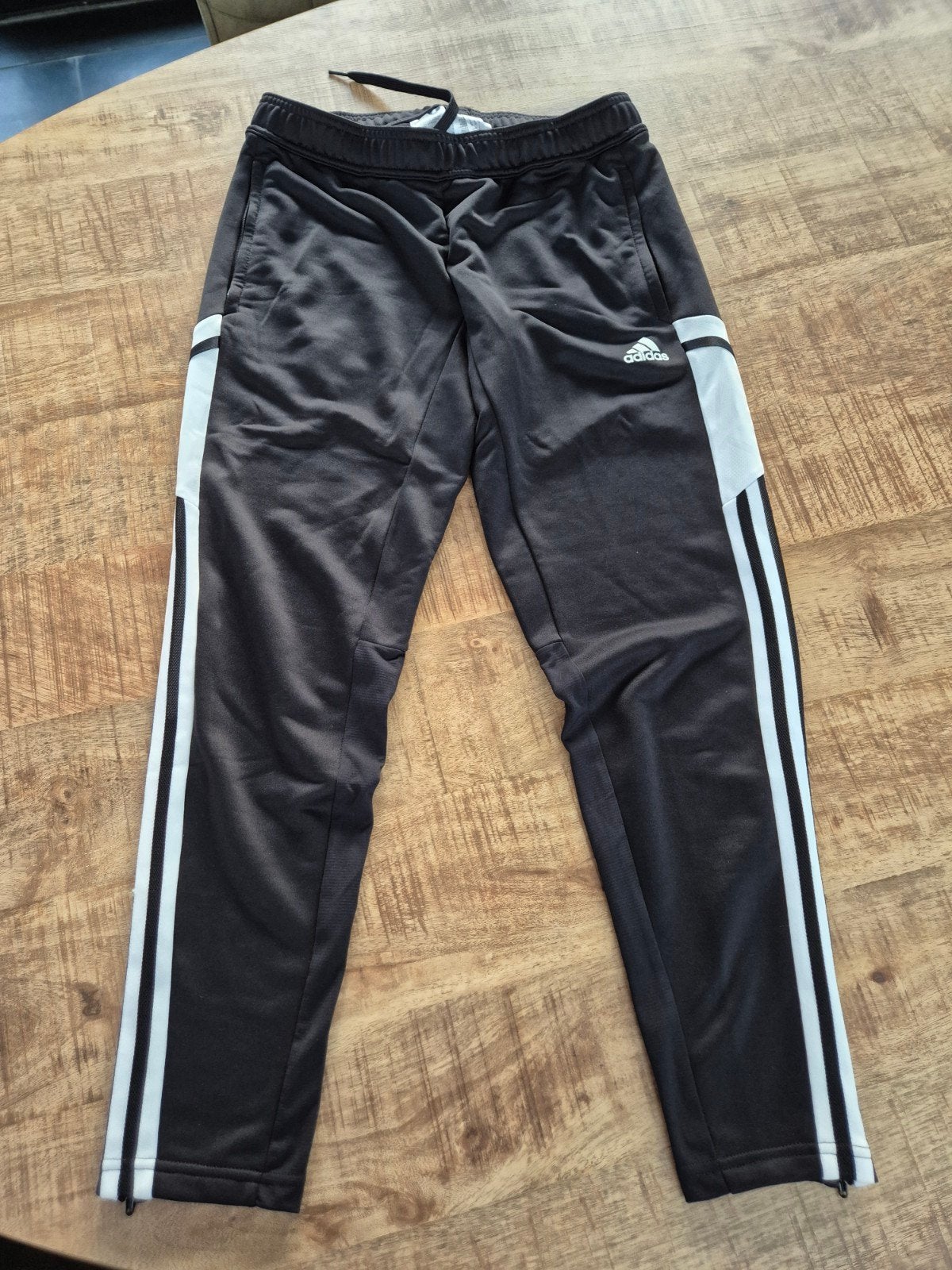 Adidas sportbroek - Zwart met witte strepen maat Sn, Ophalen, Zwart, Adidas, Gedragen