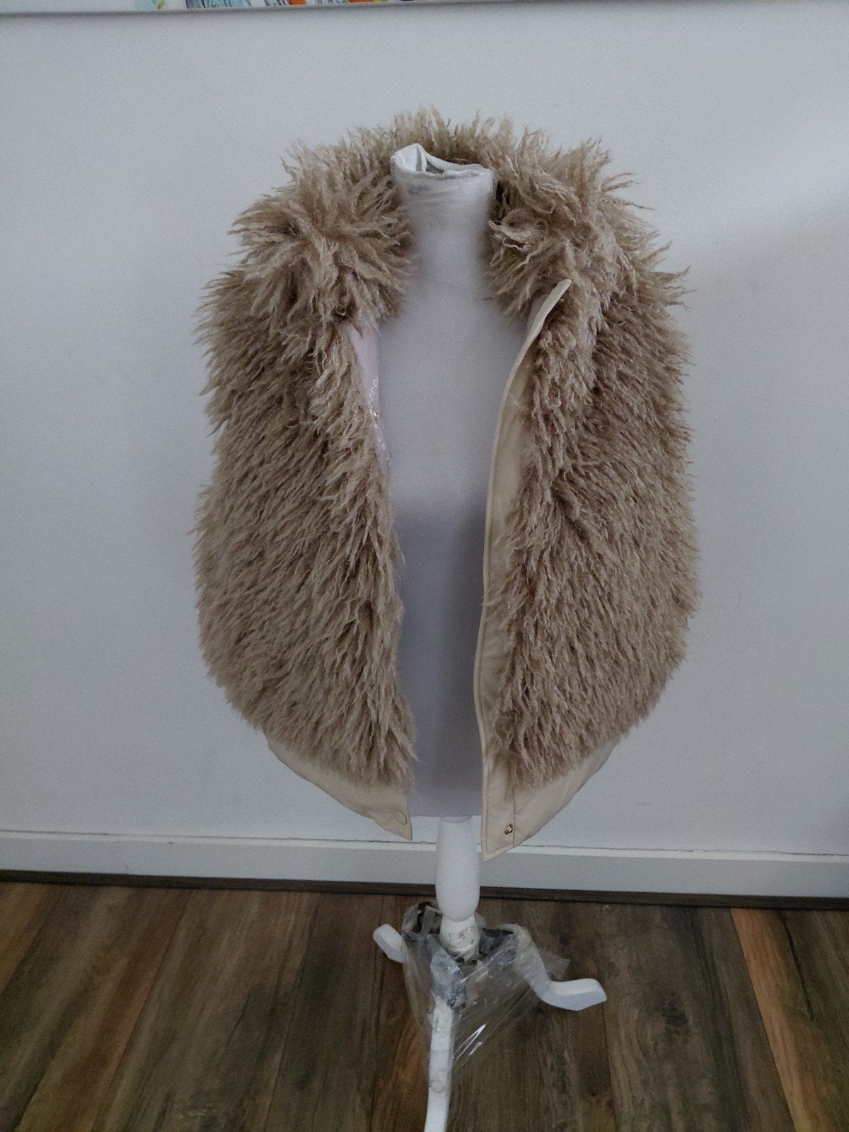Prachtige Zhrill bodywarmer maat M, Maat 38/40 (M), Beige, Ophalen of Verzenden, Zo goed als nieuw