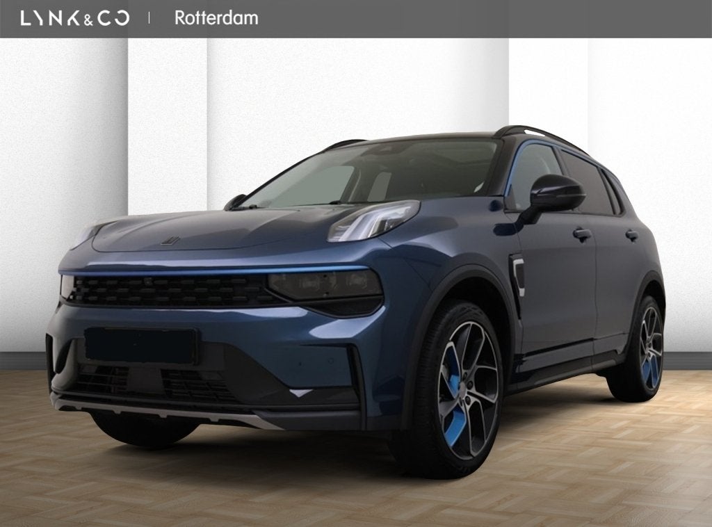 Lynk & Co 01 1.5 | Rijklaar | 360° Camera | Panoramadak |, Auto's, Automaat, 12 maanden, Stof, Blauw