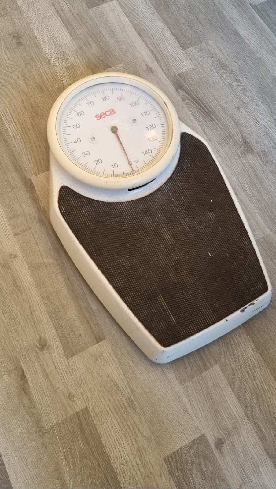 Seca Personenweegschaal - Analoog en Betrouwbaar, Witgoed en Apparatuur, Weegschalen, Gebruikt, Analoog, 100 kg of meer, Ophalen of Verzenden