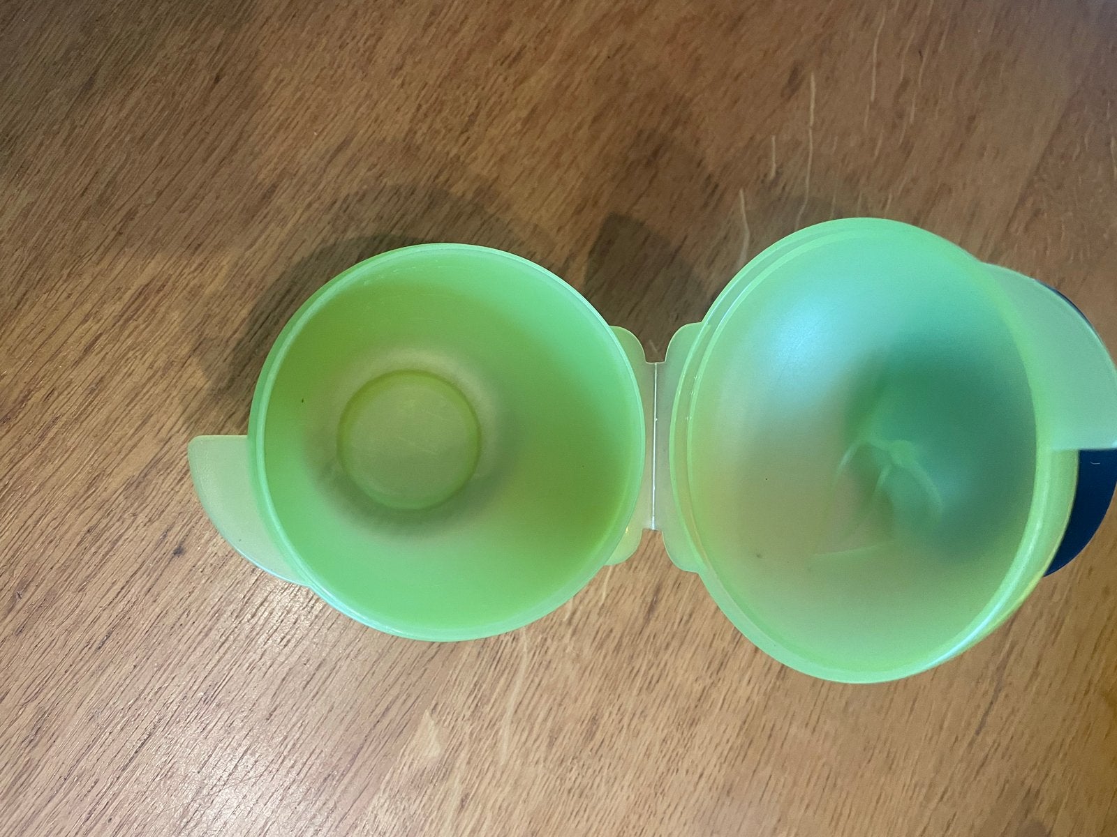 Nieuwe Tupperware meeneembakje appel groen, Huis en Inrichting, Keuken | Tupperware, Bewaardoos, Nieuw, Luchtdicht, Ophalen of Verzenden