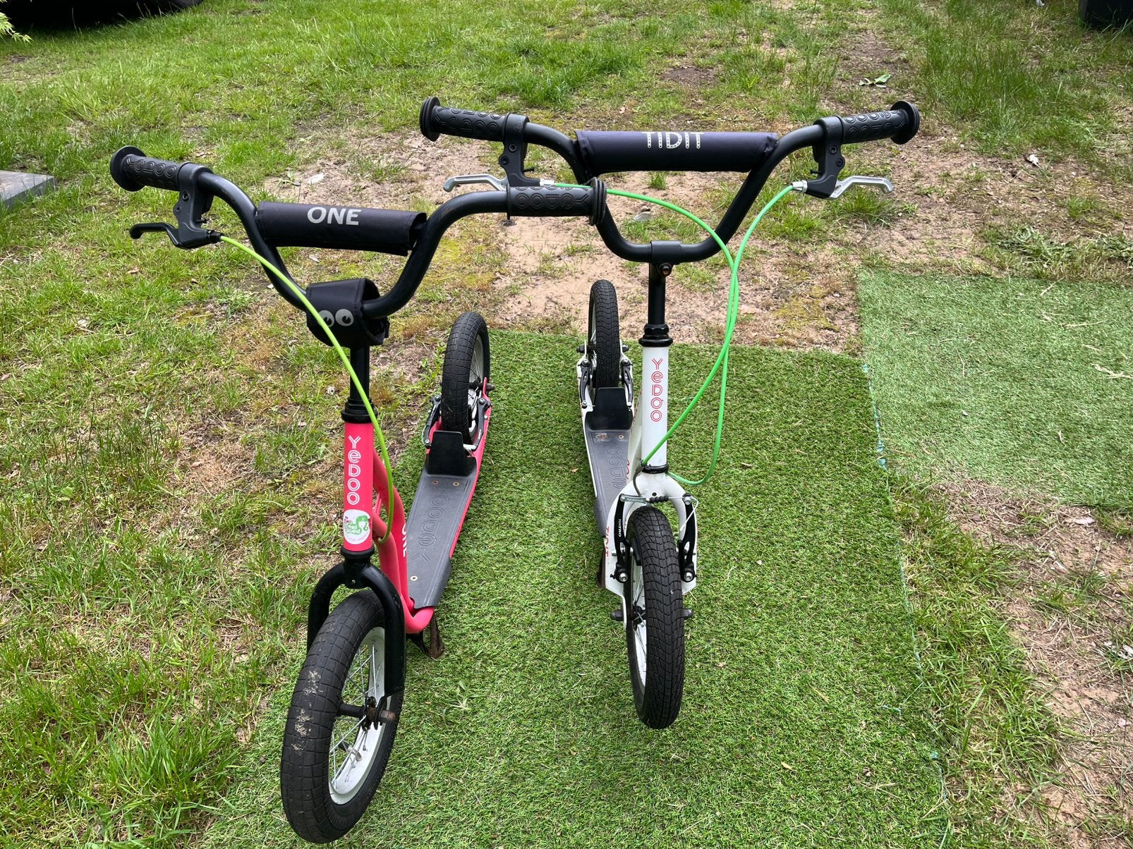 2x Yedoo met luchtbanden en handremmen | Zeer nette staat, Fietsen en Brommers, Steps, Ophalen, Zo goed als nieuw, Gewone step