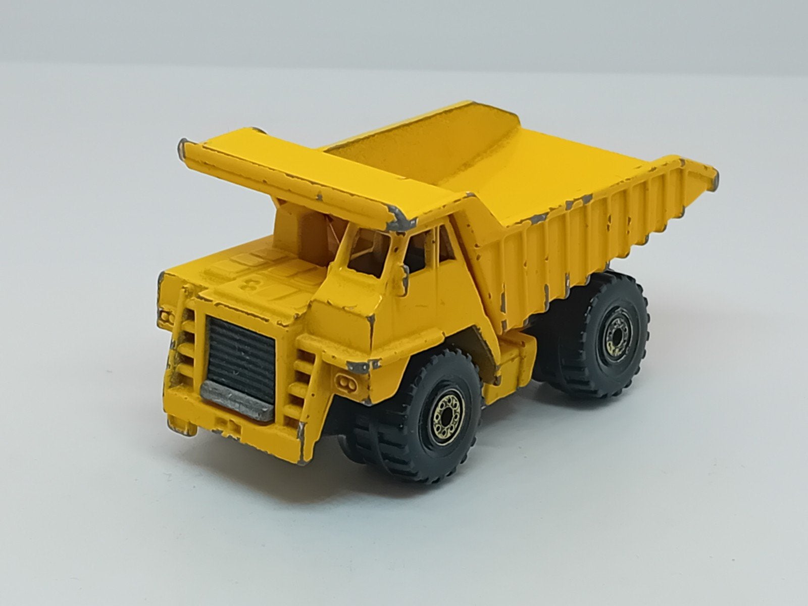 Hot Wheels Caterpillar 777B Dumptruck Vintage, Ophalen of Verzenden, Gebruikt, Bus of Vrachtwagen