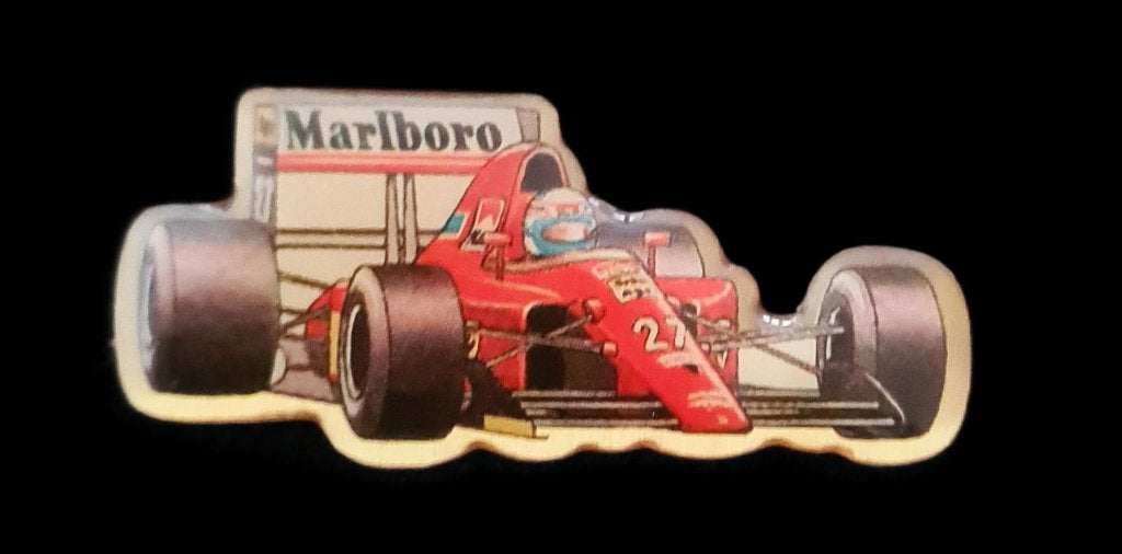 Ferrari racewagen Marlboro -22- Alain Prost pin, Verzenden, Nieuw, Transport, Speldje of Pin