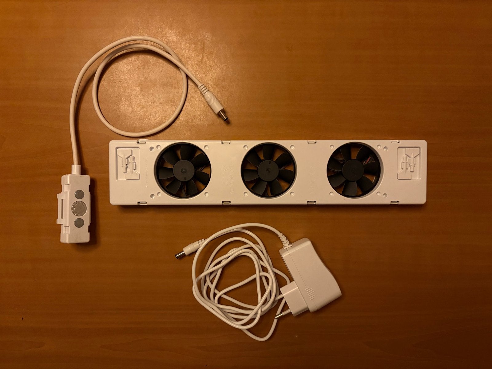 Speedcomfort radiatorventilator enkel met temperatuursensor, Witgoed en Apparatuur, Ventilatoren, Ophalen, Zo goed als nieuw, Radiatorventilator