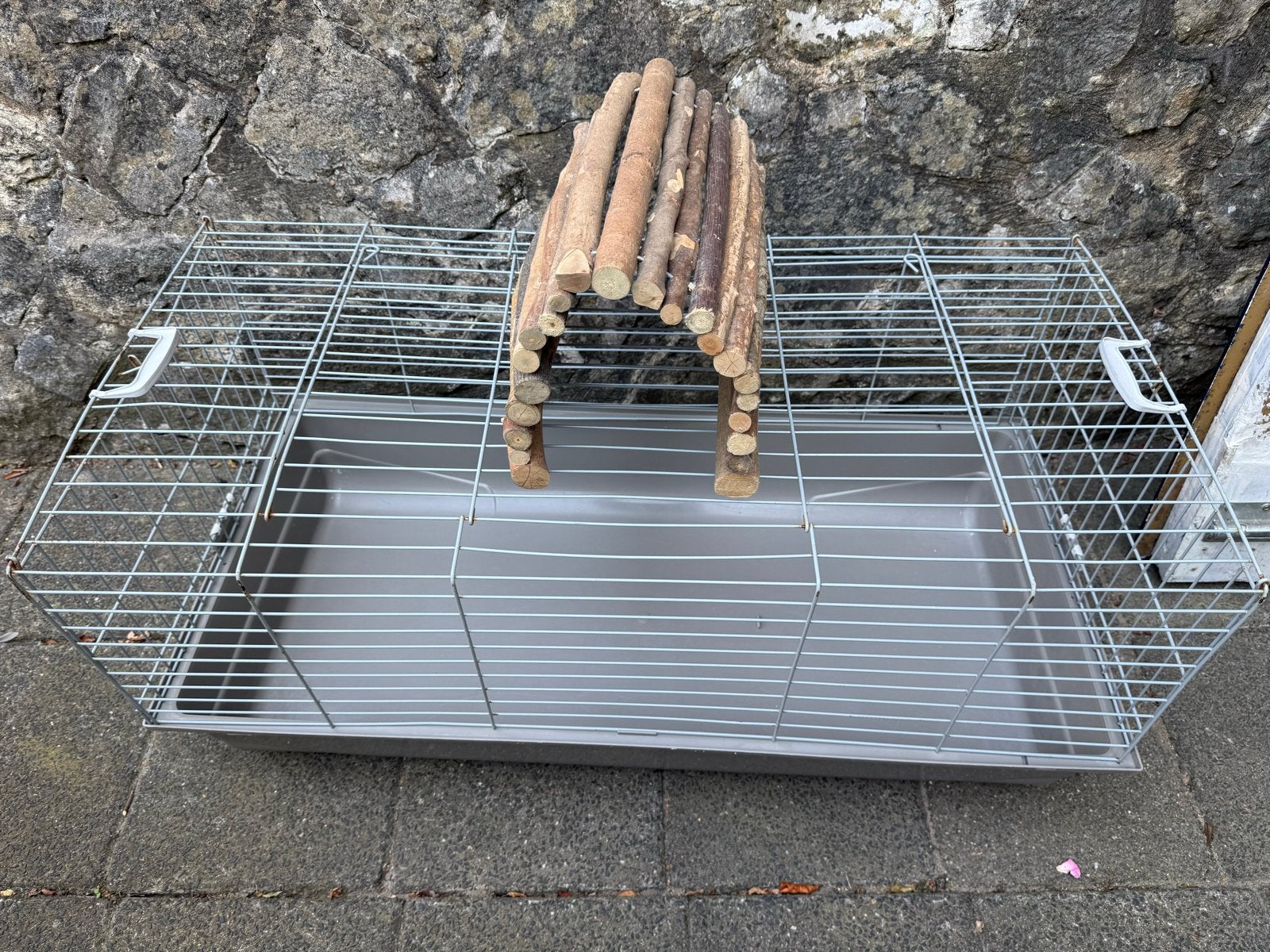 Konijnenhok 100 x50 x 50 incl houten tunnel, Dieren en Toebehoren, Gebruikt, Konijn, Hok, 75 tot 110 cm