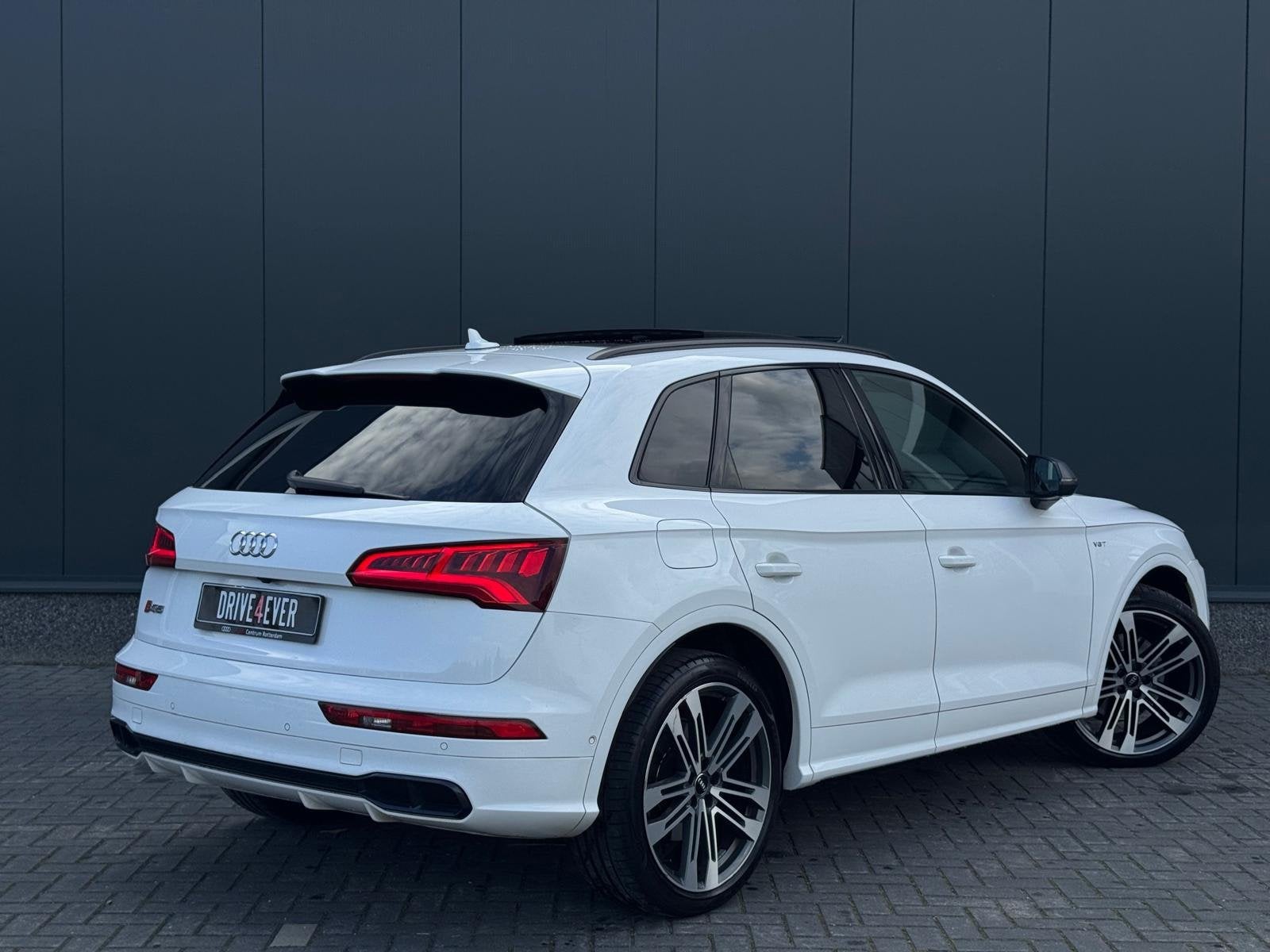 Audi SQ5 3.0 TFSI Q5 quattro Pro Line Plus FULL PANO | LEDER, Auto's, Gebruikt, 2995 cc, Wit, Leder