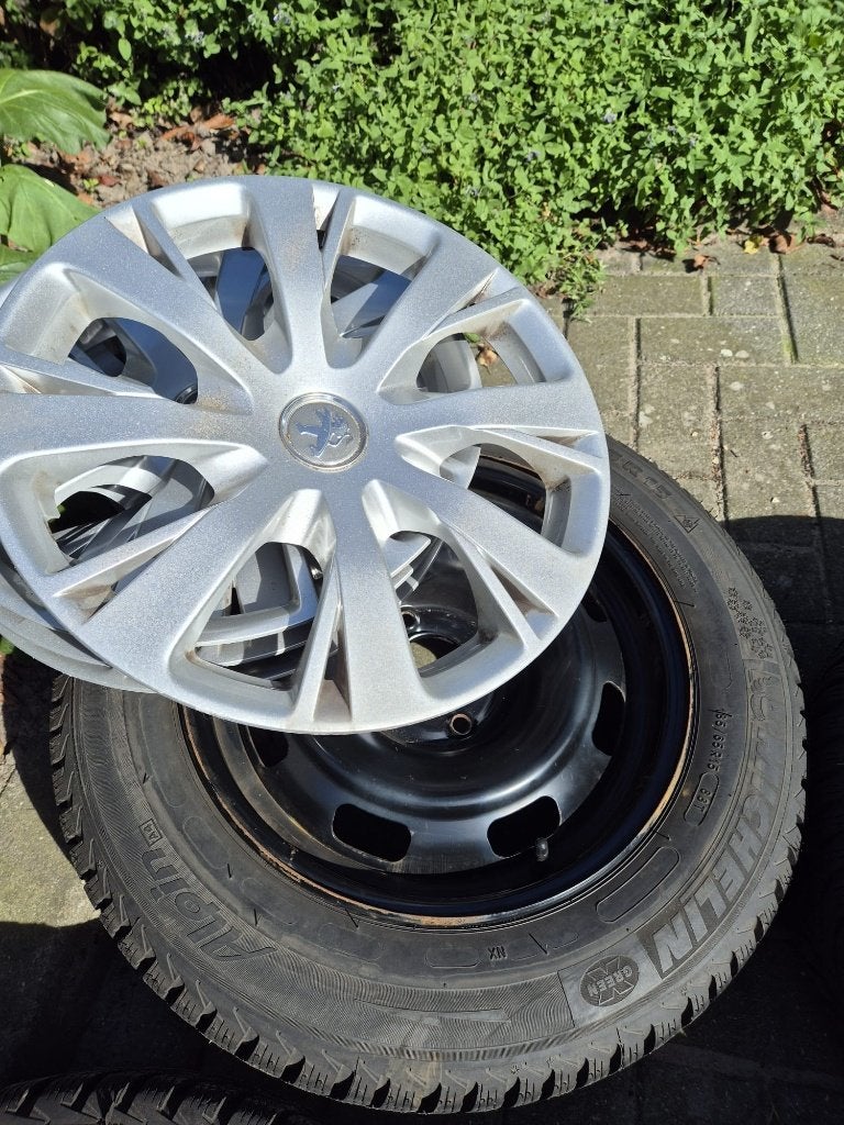 4 x Michelin Alpin A4 winterbanden, Ophalen, Gebruikt, 15 inch, Band(en)