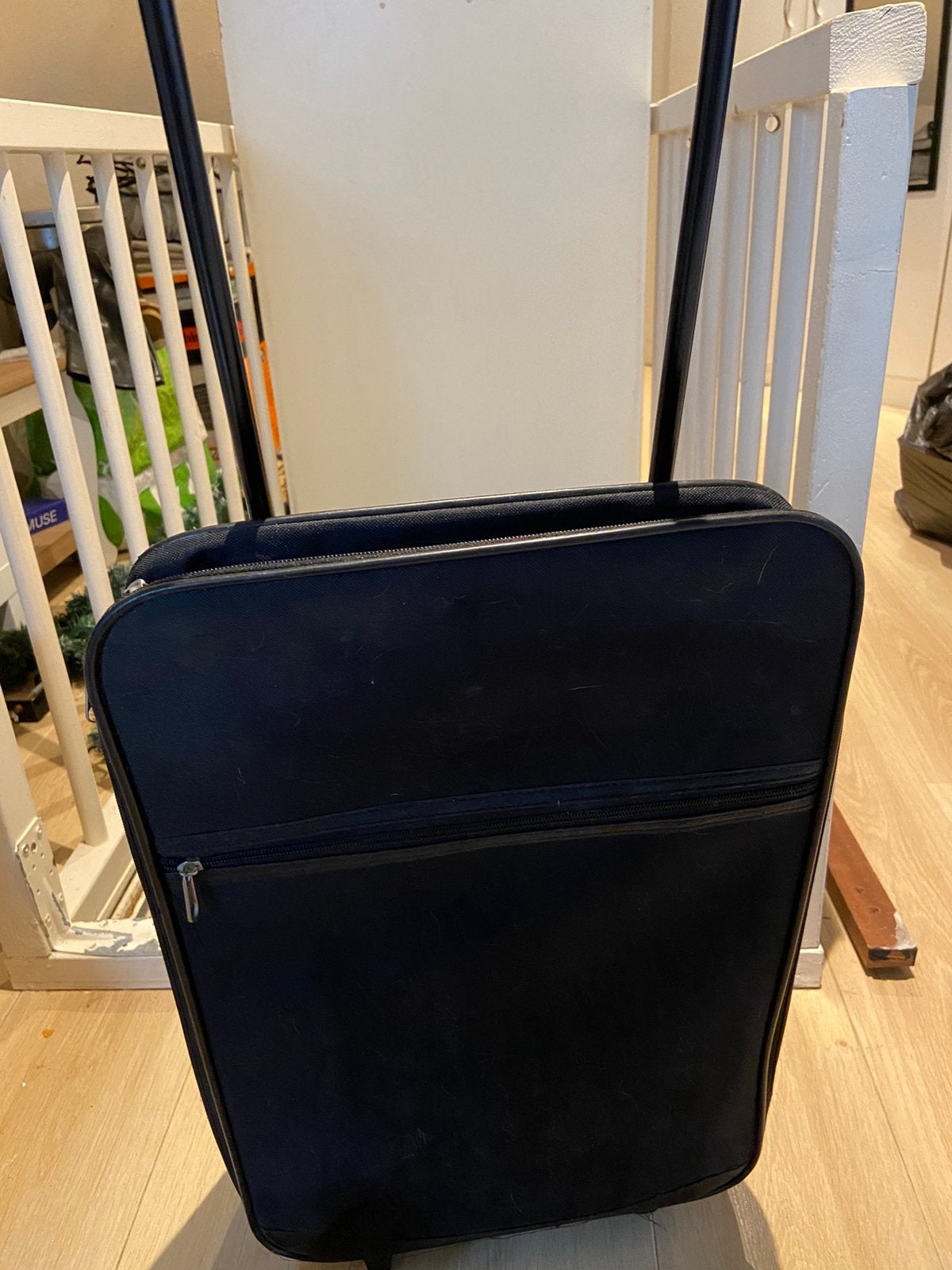 Gratis af te halen zwarte handbagage koffer, Ophalen, 50 tot 60 cm, Zo goed als nieuw, Zacht kunststof