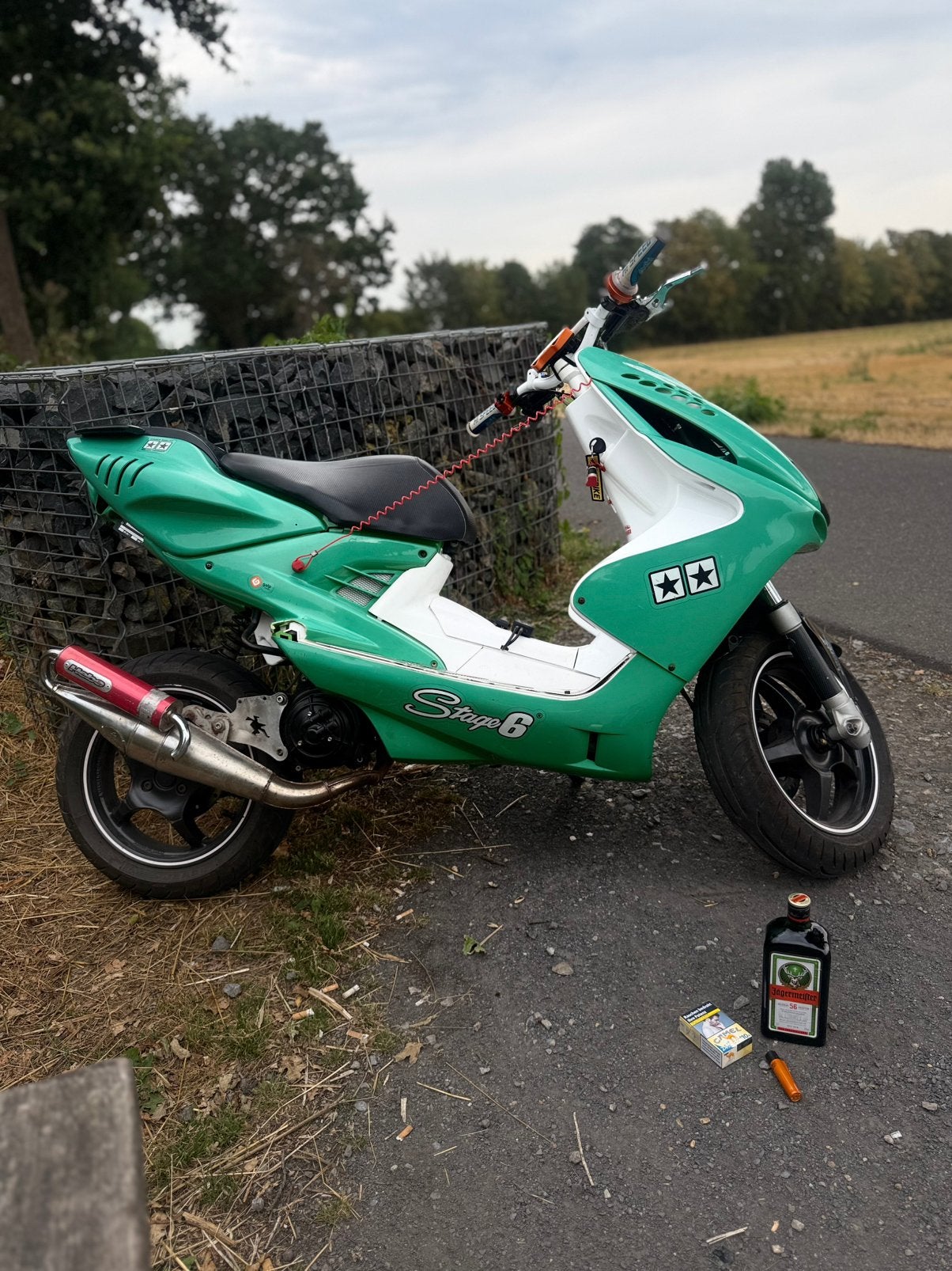 Yamaha Aerox 70cc met beide papieren (ruil voor Surron), Fietsen en Brommers, Ophalen, Tweetakt, Gebruikt, Aerox