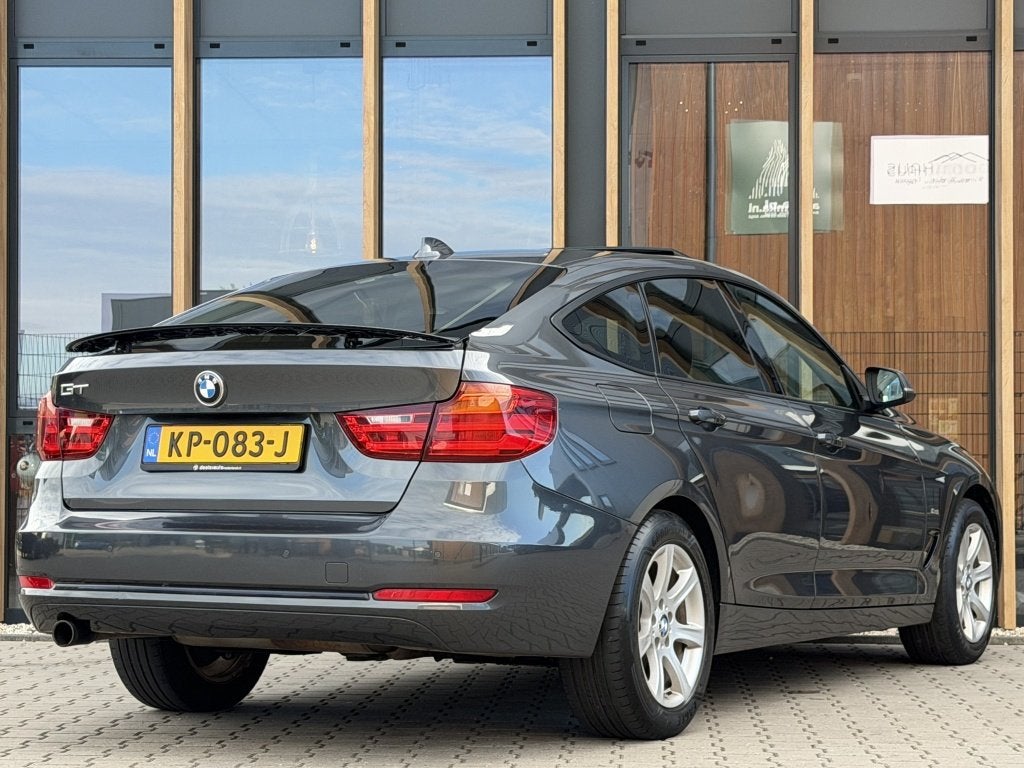 BMW 3-serie Gran Turismo 320i | Panorama-dak | Sportstoelen, Auto's, BMW, Automaat, Stof, Gebruikt, Euro 6