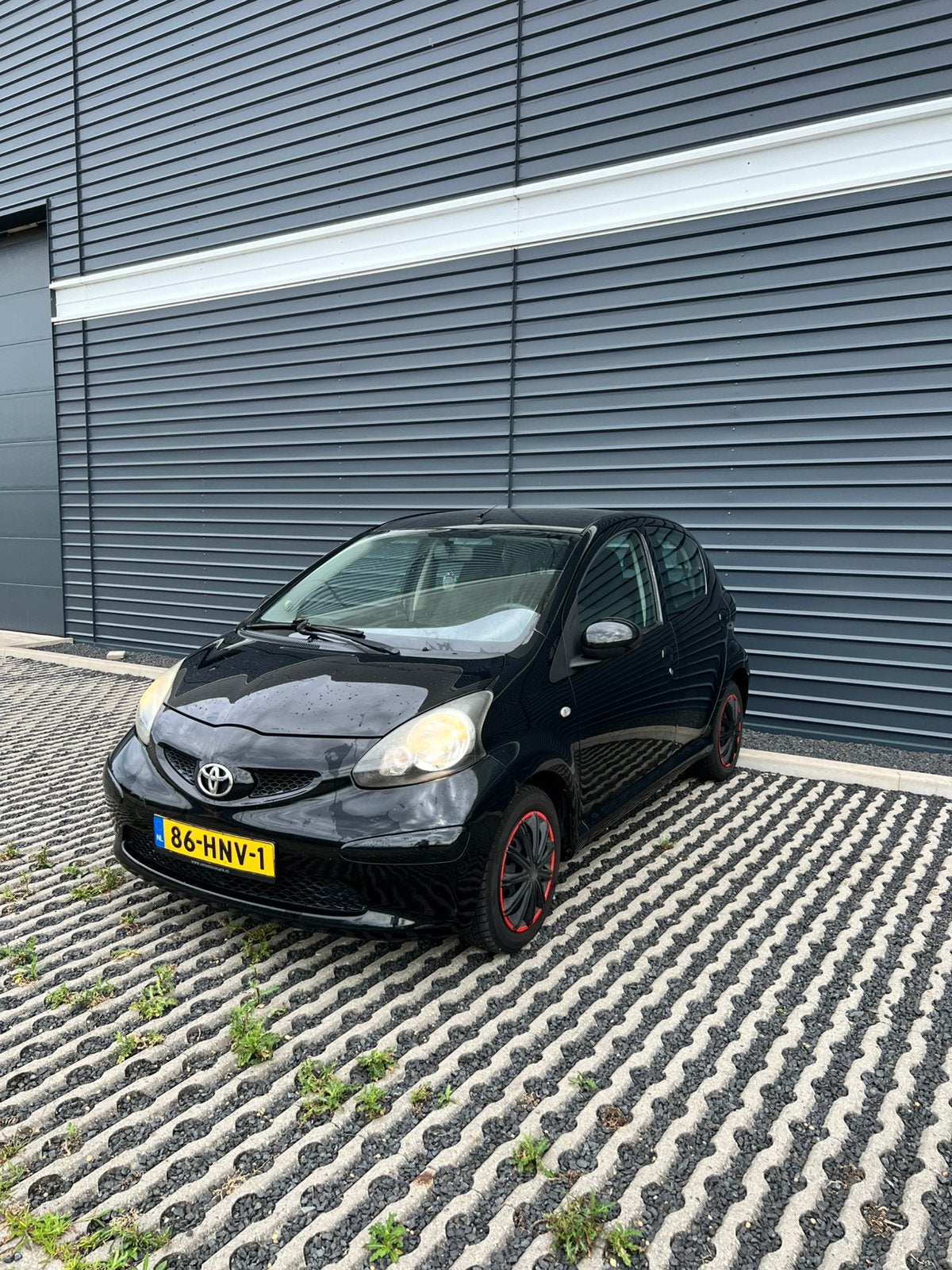 Toyota Aygo 1.0 12V Vvt-i 5DRS 2009 Airco APK, Voorwielaandrijving, Stof, Zwart, 4 stoelen