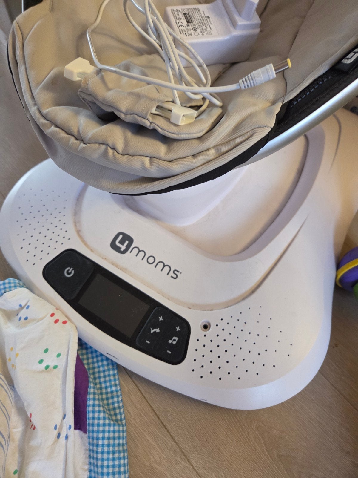 4 moms electrische babywieg, Ophalen, Gebruikt