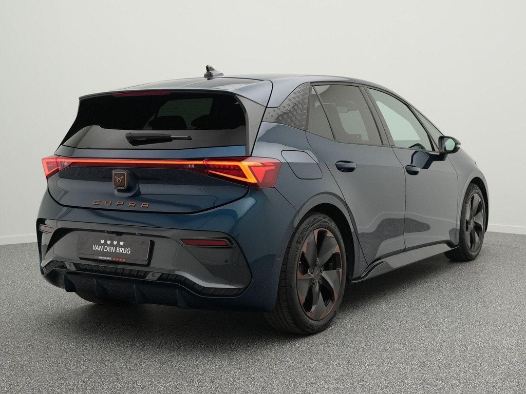 CUPRA Born Business 62 kWh | SoH 96,3% | Adaptieve cruise co, Auto's, Automaat, Gebruikt, Zwart, 1728 kg