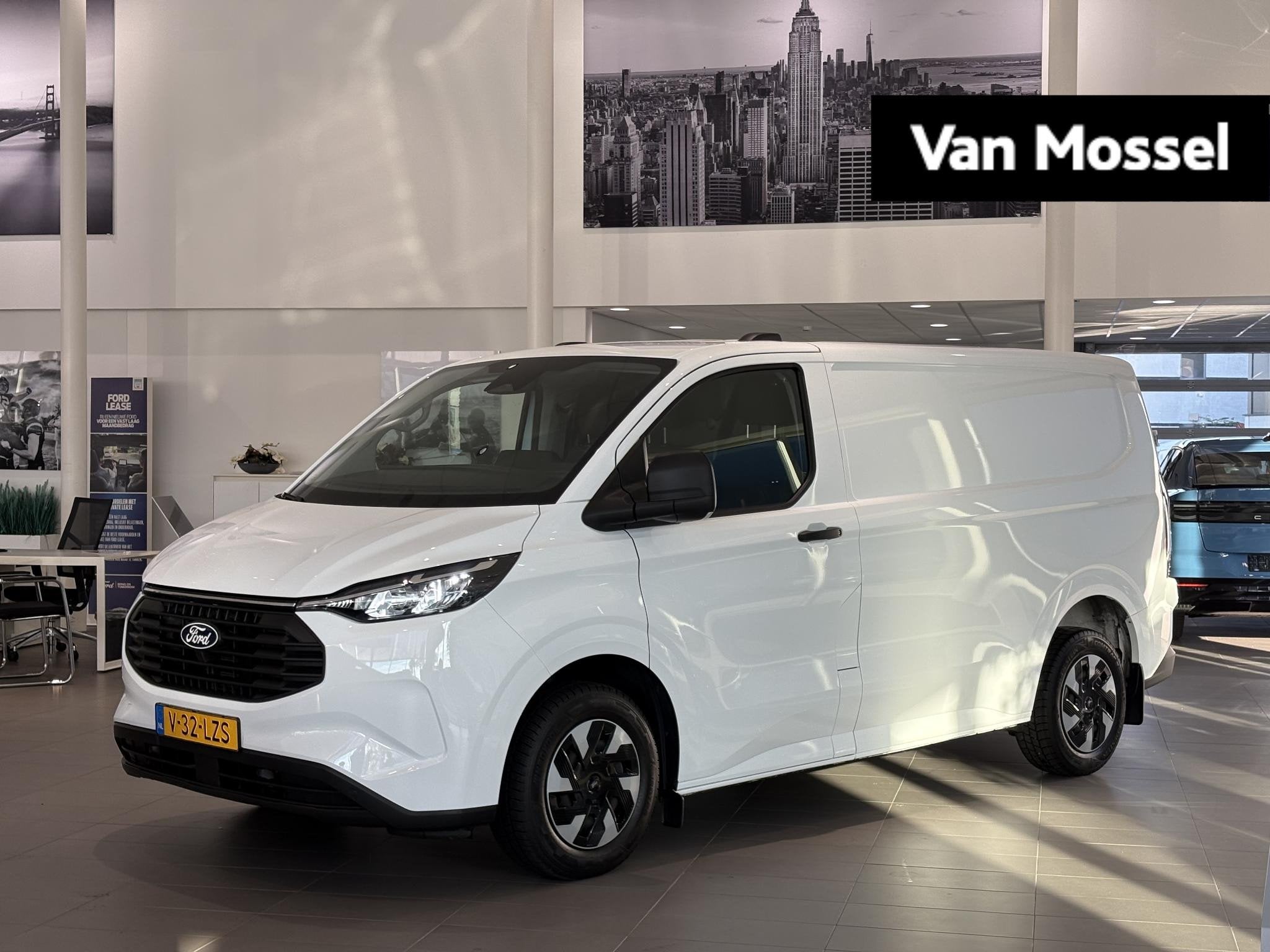 Ford Transit Custom 320 2.5 PHEV L1H1 Trend | CAMERA | CARPL, Auto's, 12 maanden, Stof, Euro 6, 4 cilinders