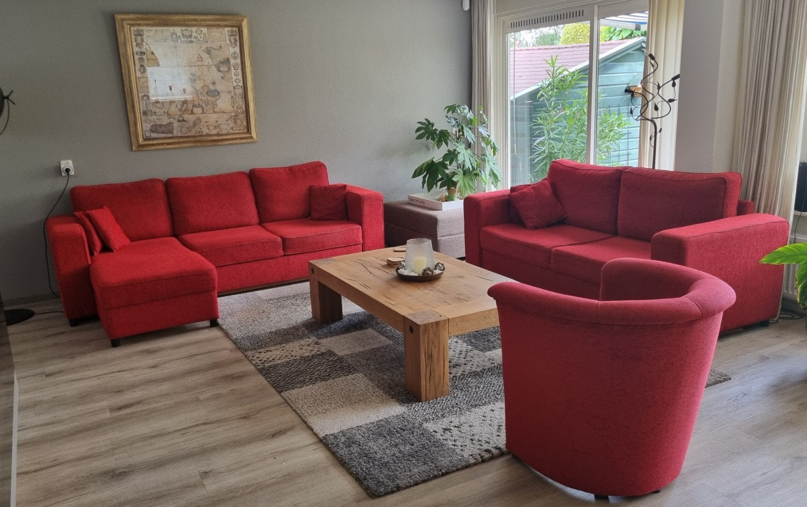 Complete rode bankenset: 3-zits, 2-zits & fauteuil & hocker, Ophalen, Gebruikt