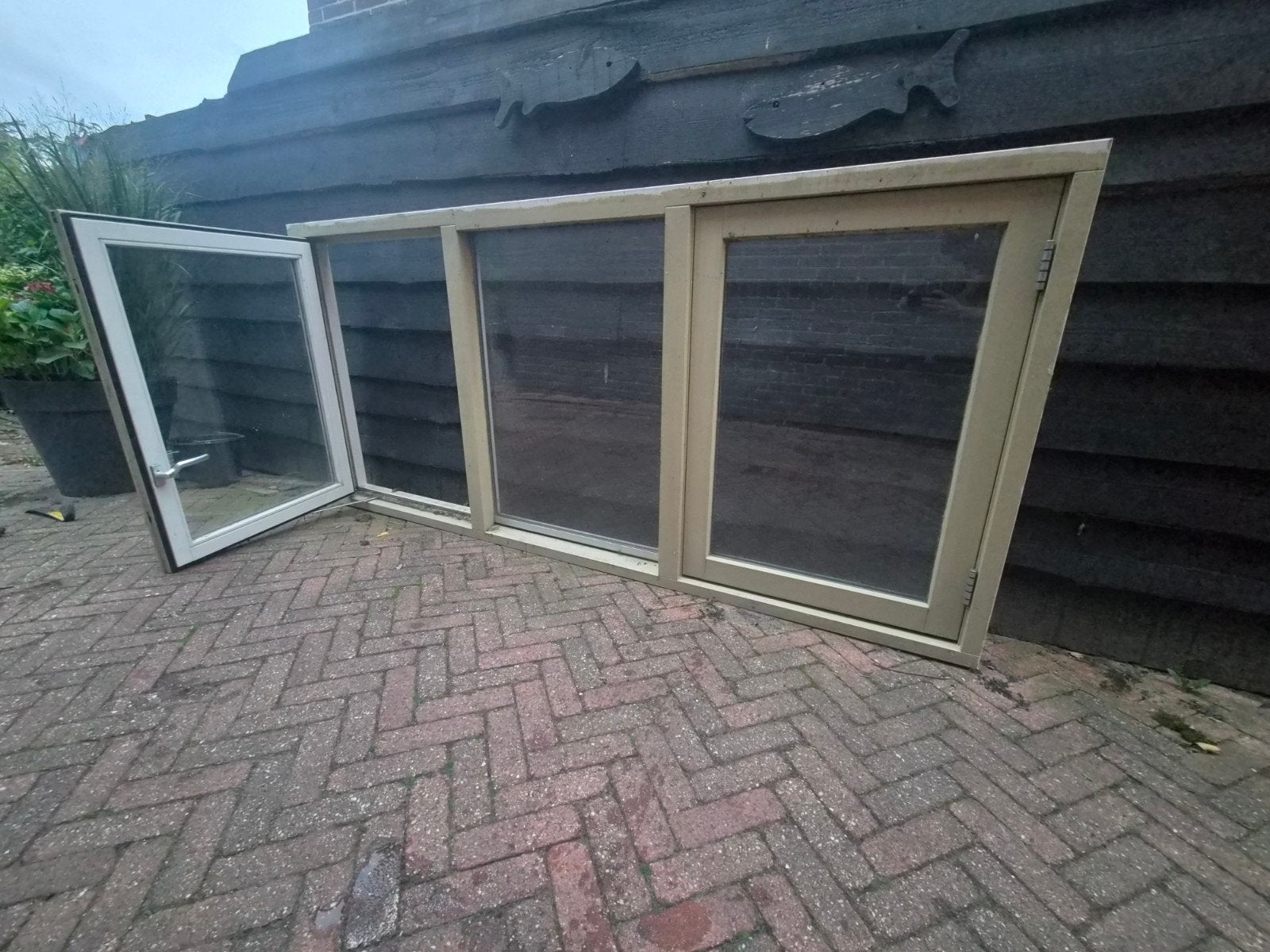 zwaar hardhouten raamkozijn 250x117cm, Ophalen of Verzenden, Zo goed als nieuw, 75 tot 150 cm, Hout