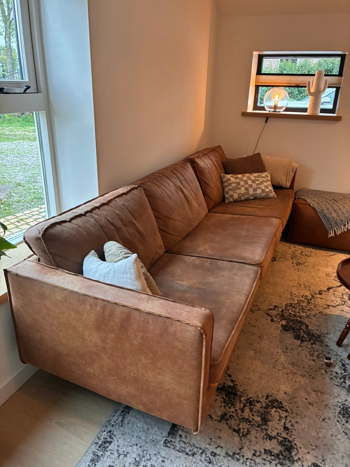 Cognac bank met hocker ecoleer, Ophalen, Zo goed als nieuw, Leer