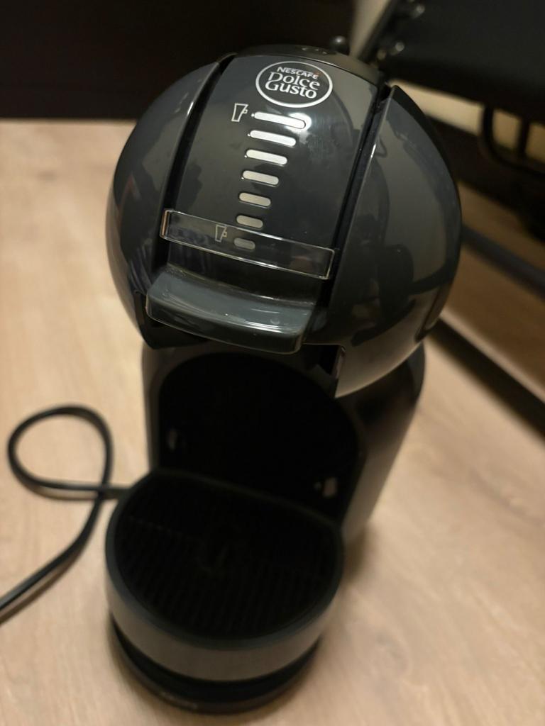 Nescafé Dolce Gusto Mini, Gebruikt, Koffiemachine, Ophalen of Verzenden, 1 kopje