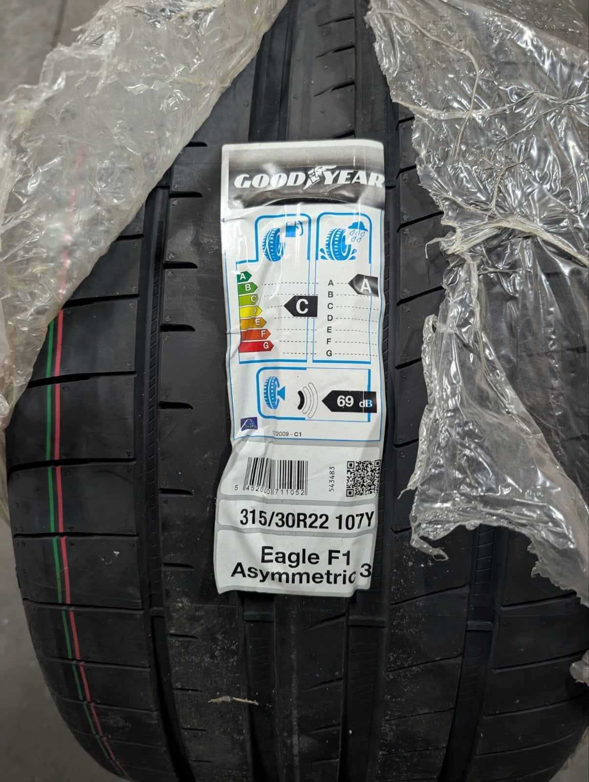 2 Nieuwe Goodyear Eagle F1 Zomerbanden & 4 Zomerbanden, 255 mm, Nieuw, Band(en), Terreinwagen